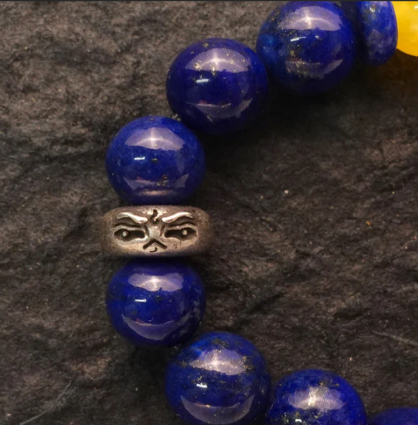 26 SPIRITUAL CLARITY AKSHOBHYA LAPIS LAZULI BUDDHA BRACELET